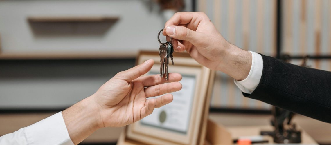 como vender un inmueble hereditario